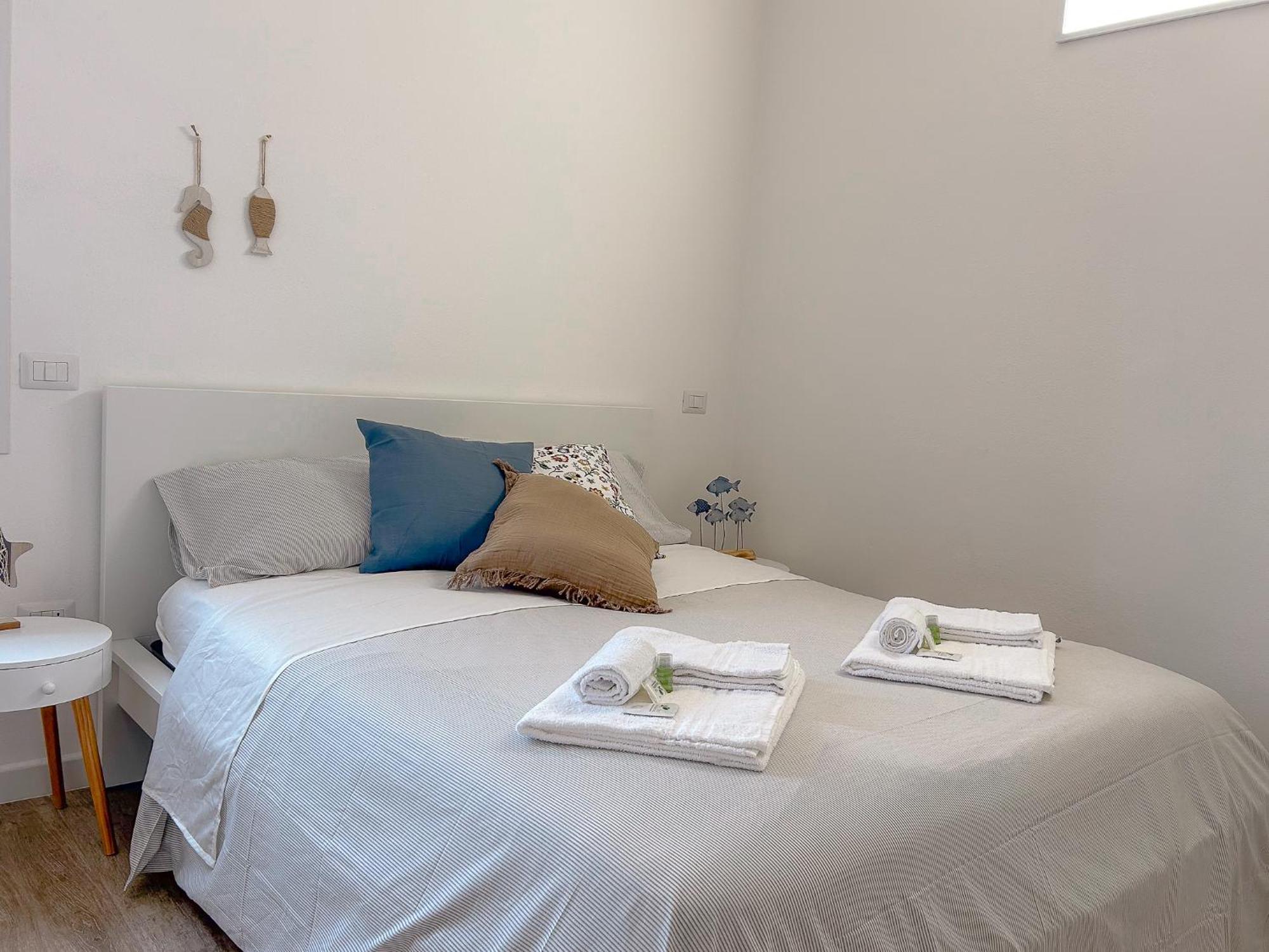 La Marina - Rooms In Stintino Exterior photo