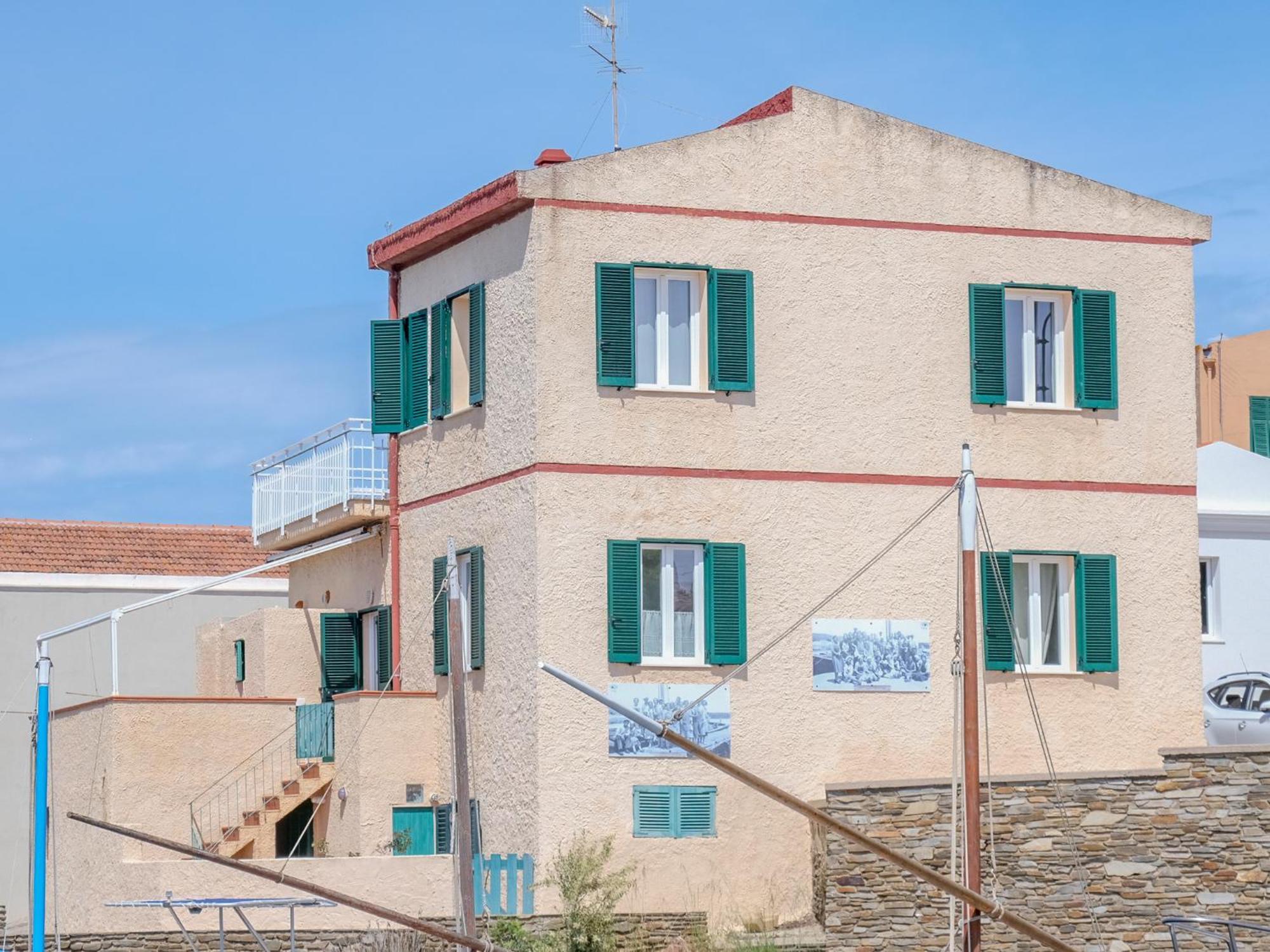 La Marina - Rooms In Stintino Exterior photo