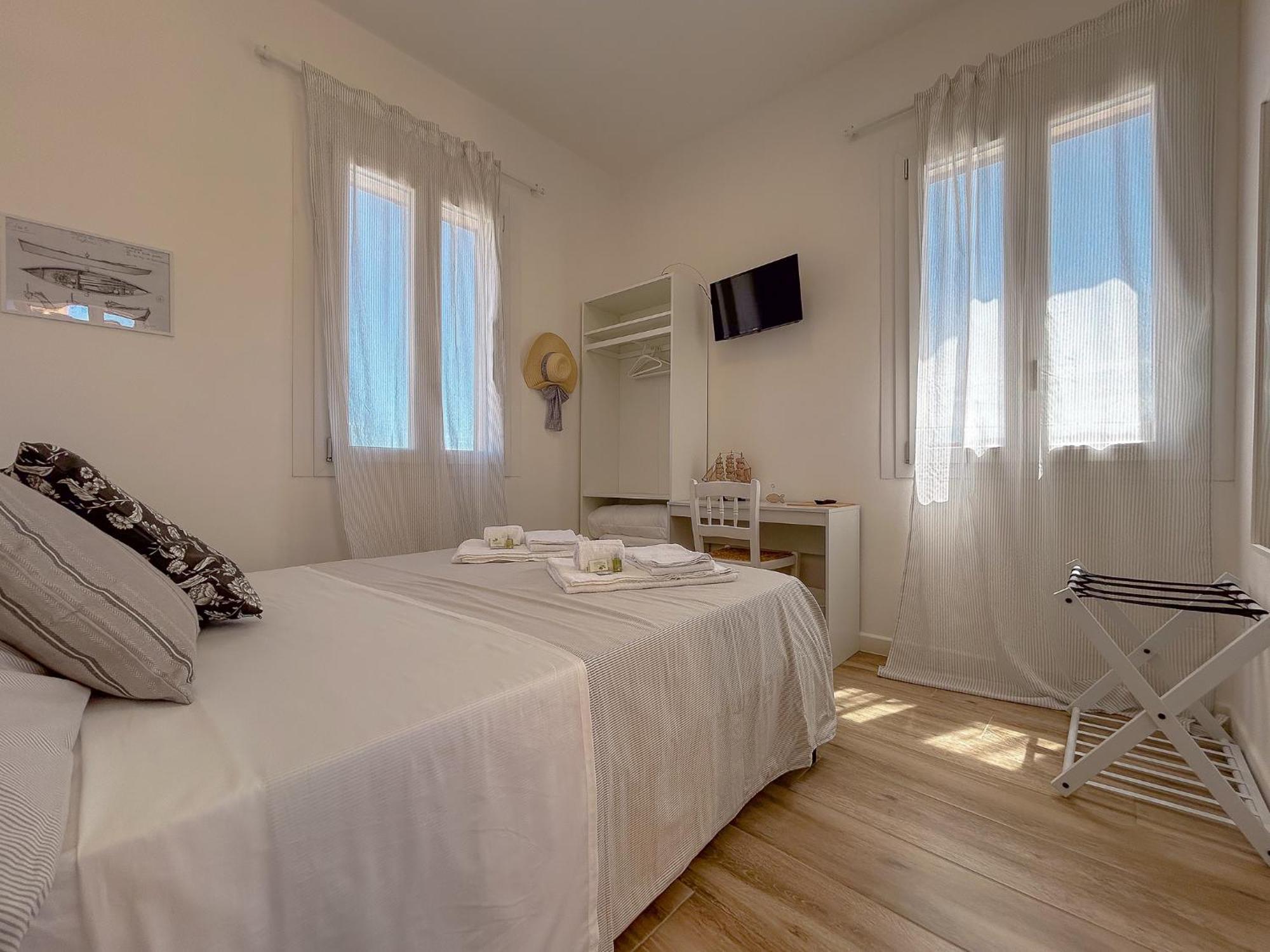 La Marina - Rooms In Stintino Exterior photo
